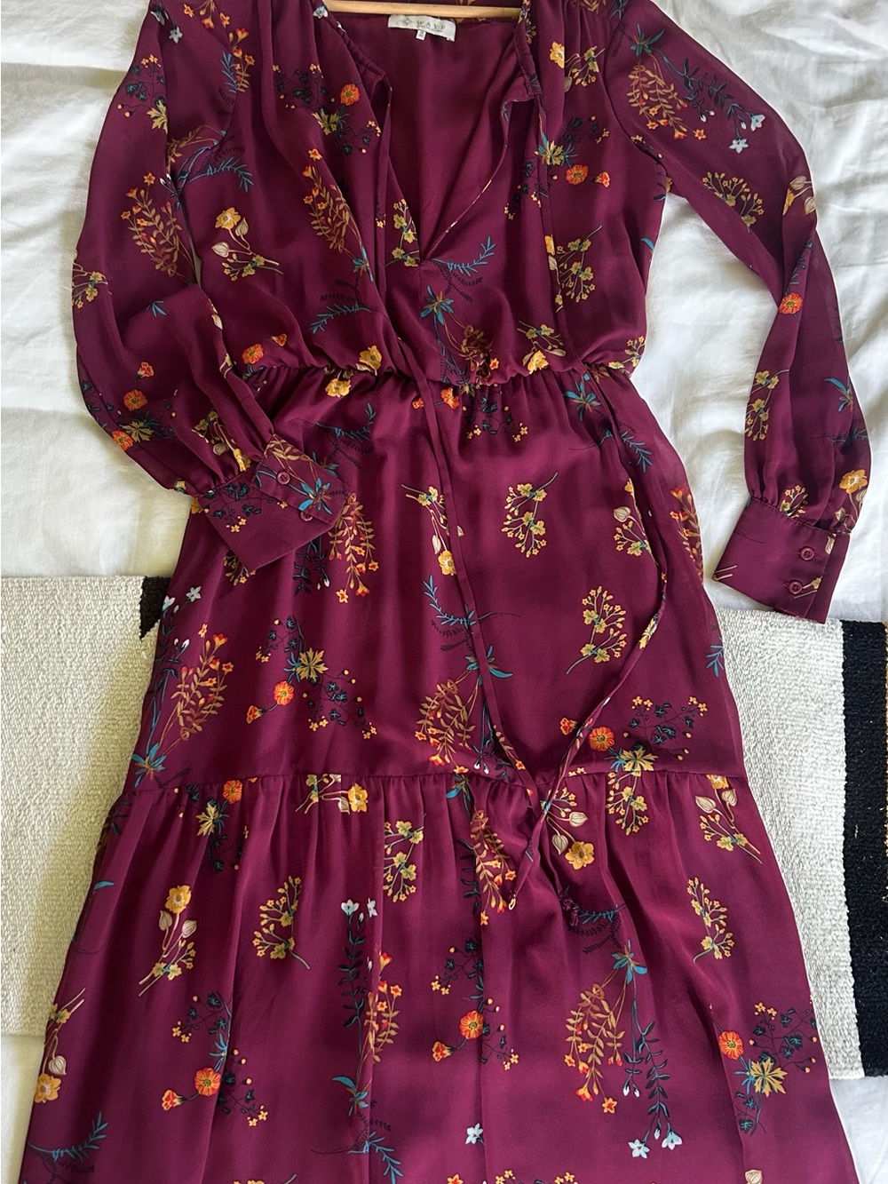 wayf burgundy floral long sleeve midi dress size small - Picture 12 of 13